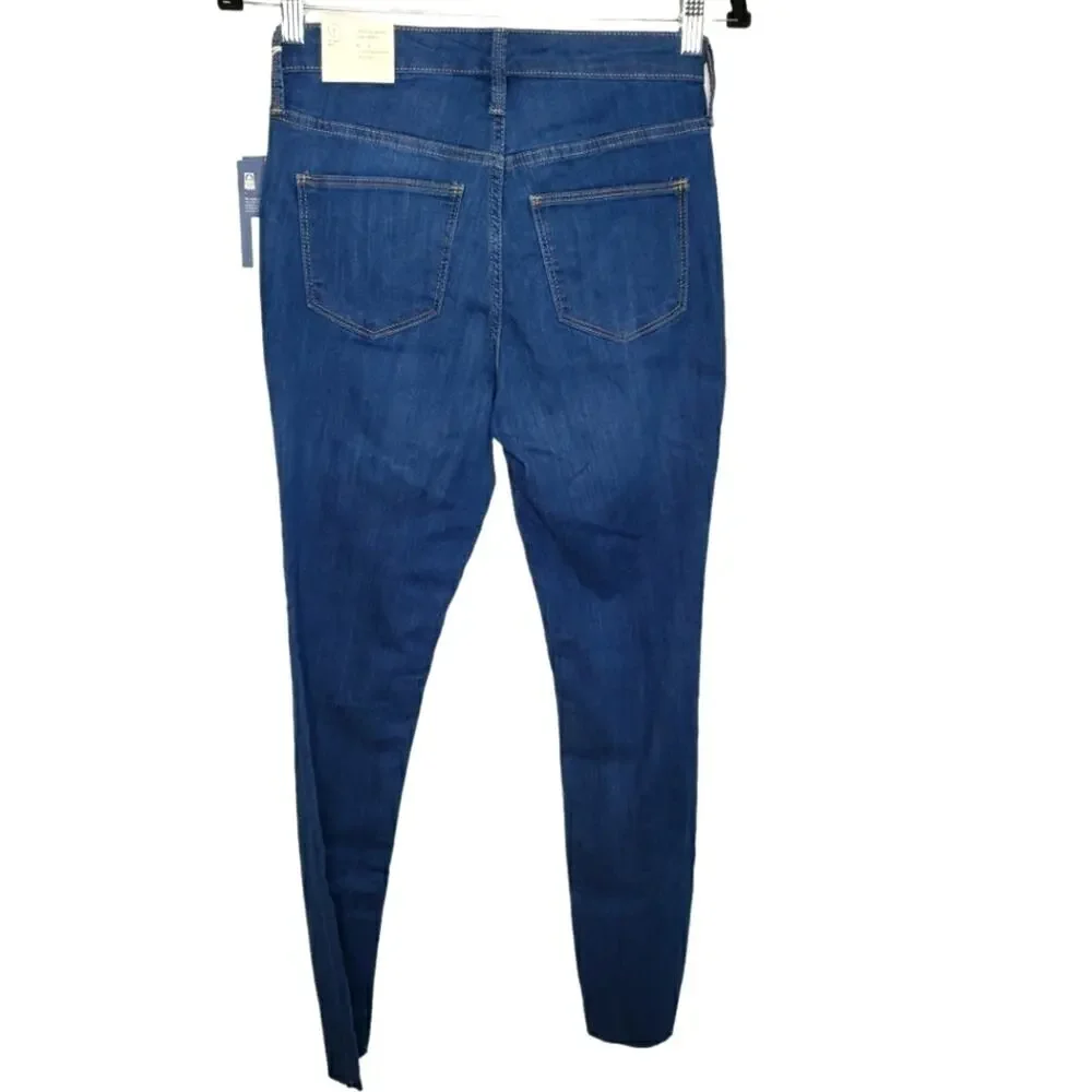Universal Threads High Rise Skinny 26 Waist Regular